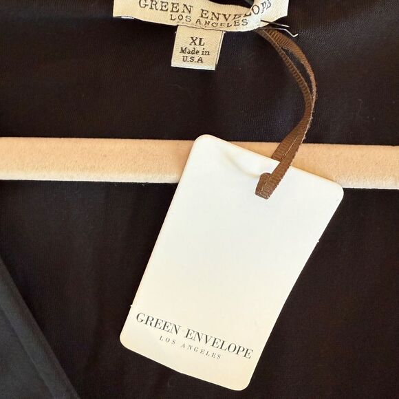 GREEN ENVELOPE TIE SHOULDER BLOUSE NWT - Picture 6 of 6